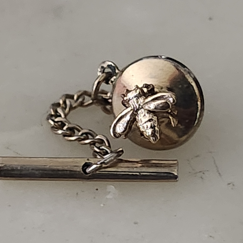 Gold Tone Bee Tie Tack